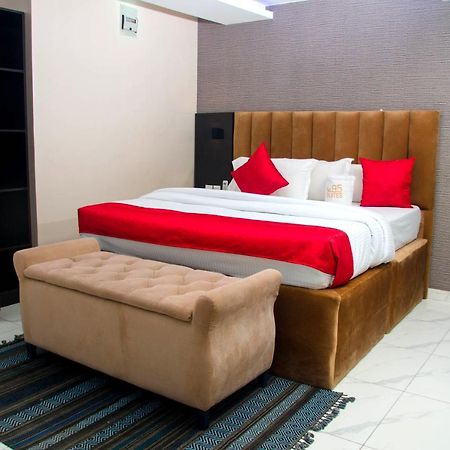 No 95 Suites VI Lagos Kültér fotó