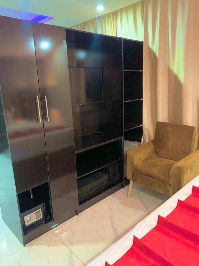 No 95 Suites VI Lagos Kültér fotó